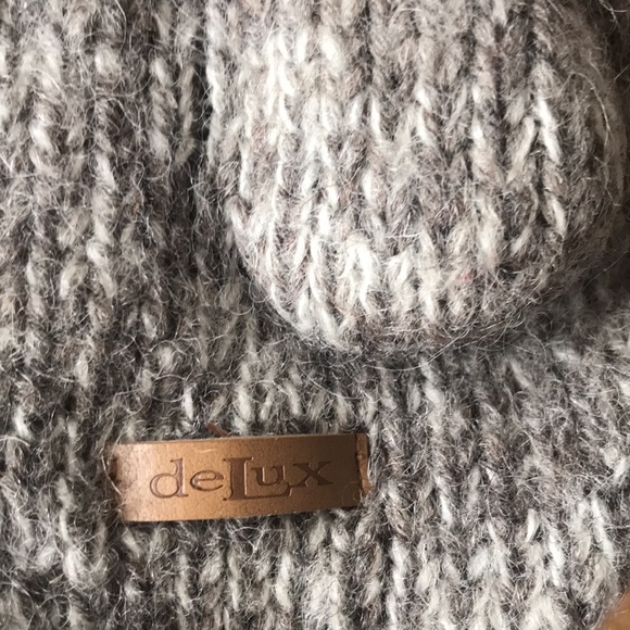 DeLux Sock monkey wool hat - Picture 6 of 8